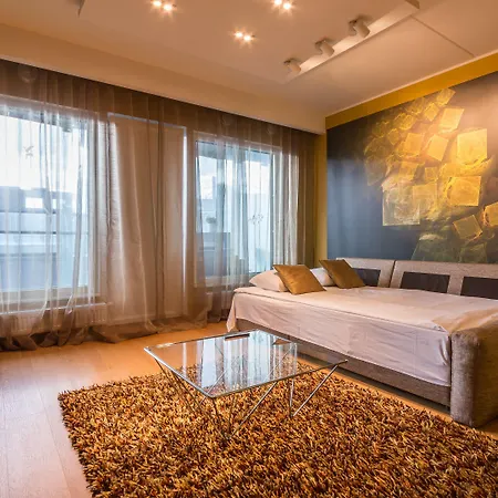 Апартаменты Hilltop Apartments - City Centre Foorum