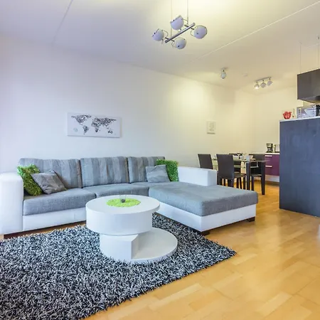 Apartmán Hilltop - Centre Foorum *