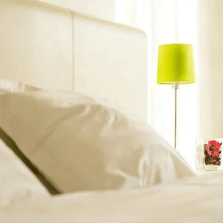 Hilltop Apartments - City Centre Foorum Apartment *