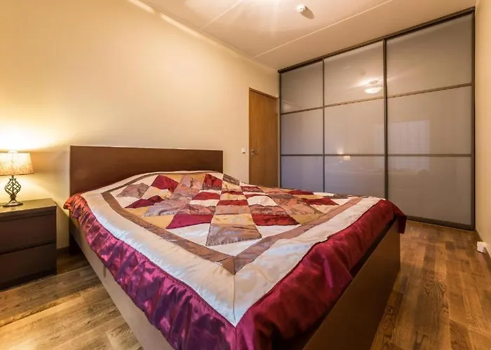 Hilltop - Centre Foorum Appartement *