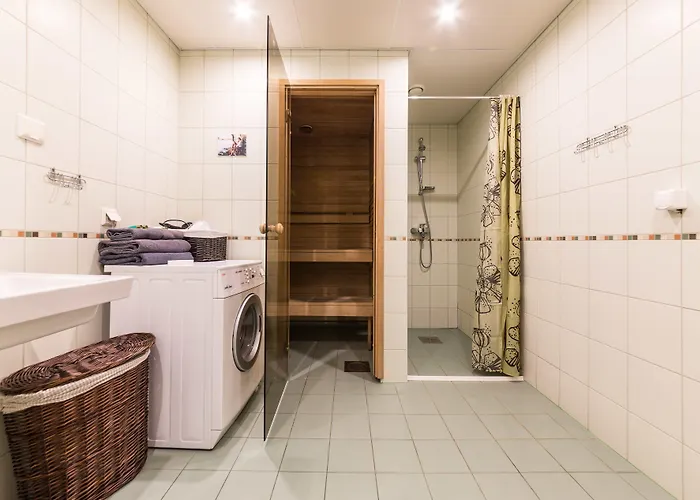 Апартаменты Hilltop Apartments - City Centre Foorum