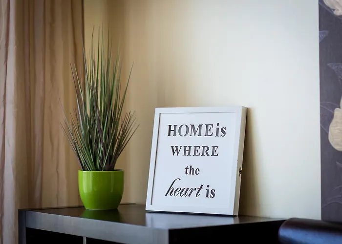 Апартаменты Hilltop Apartments - City Centre Foorum