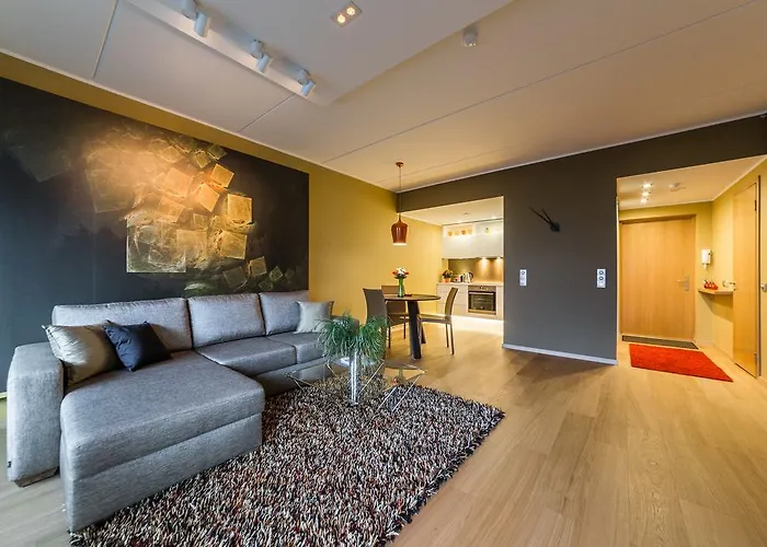 Hilltop Apartments - City Centre Foorum Apartman