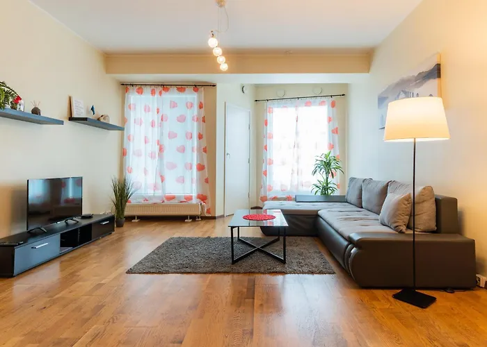 Hilltop Apartments - City Centre Foorum Apartman *